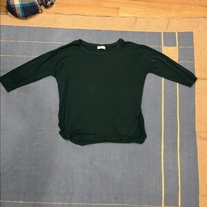 Babaton Aritzia Deep Green 3/4 Sleeve Top